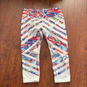 Athleta crop yoga pants